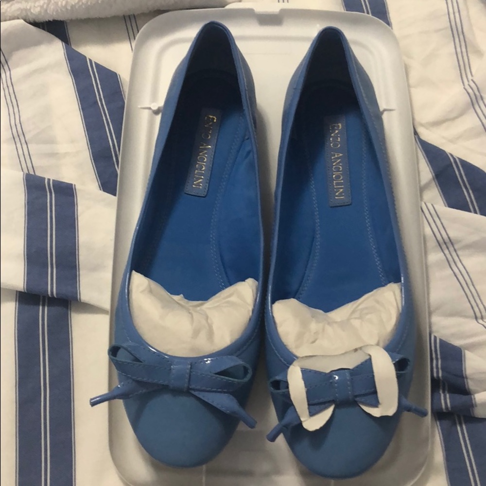 Blue flats shoes